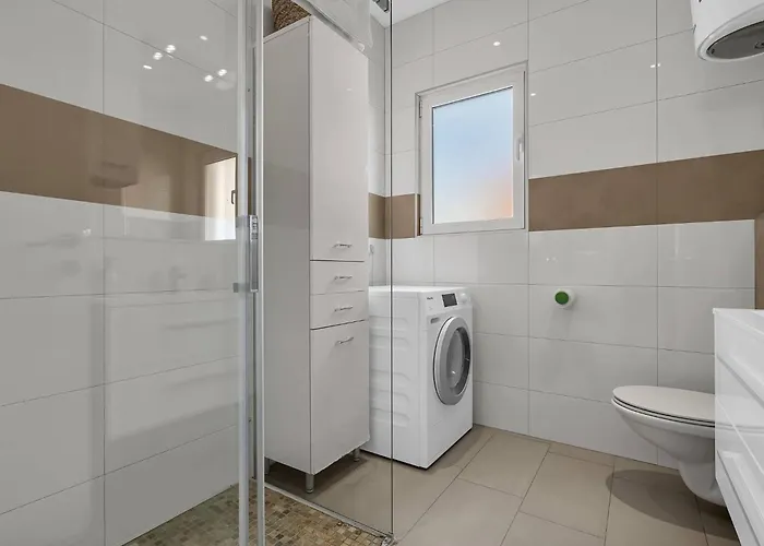 Blue Dream Mit Balkon By Interhome Μακάρσκα