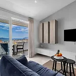 Blue Dream Mit Balkon By Interhome *