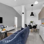 Blue Dream Mit Balkon By Interhome