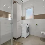 Blue Dream Mit Balkon By Interhome Makarska