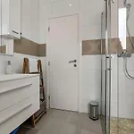 Lägenhet Blue Dream Mit Balkon By Interhome