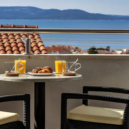 Blue Dream Mit Balkon By Interhome Makarska