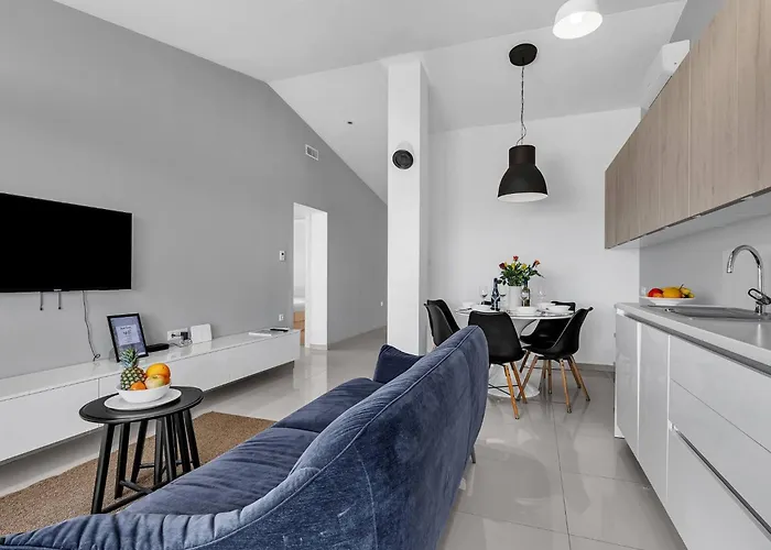 Blue Dream Mit Balkon By Interhome