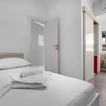 Blue Dream Mit Balkon By Interhome